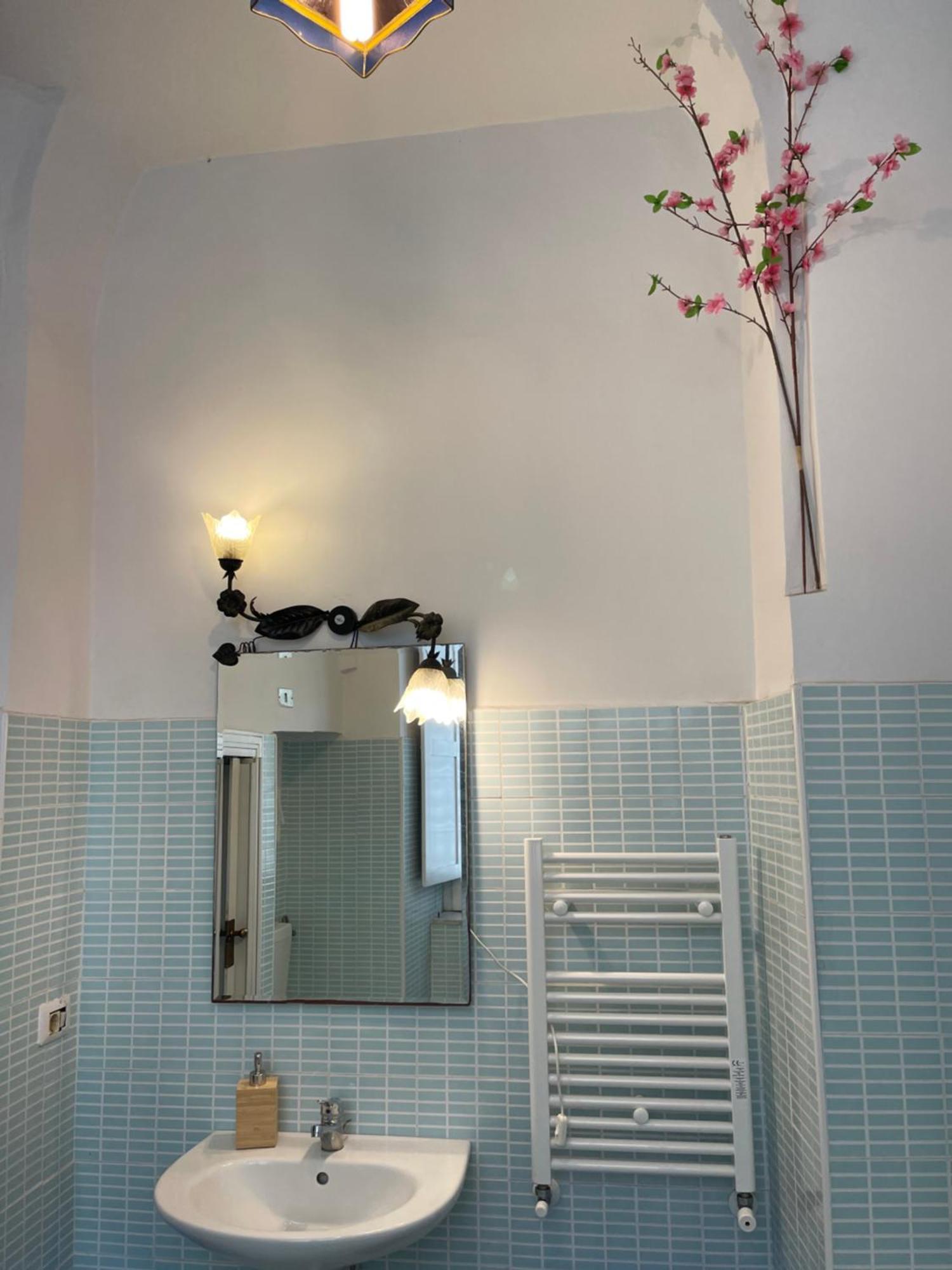Apartment Historical Maison Des Artistes In Aristocratic Xvi Century Palace *